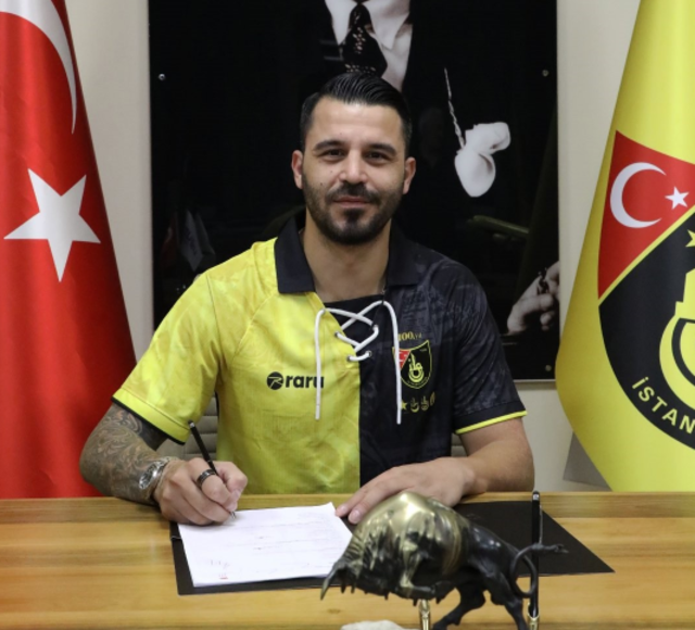 İstanbulspor, Mamadou Fall ve Aytaç Kara'yı Transfer Etti
