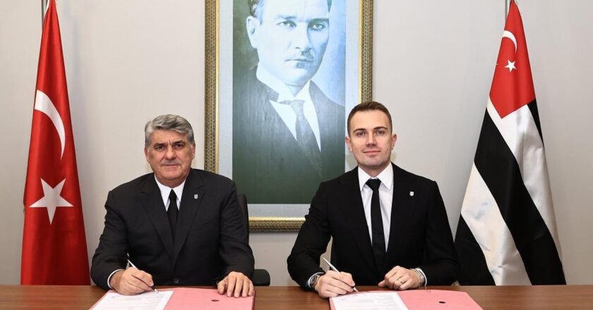 Son dakika spor haberleri | Mert Günok Beşiktaş’a imza attı