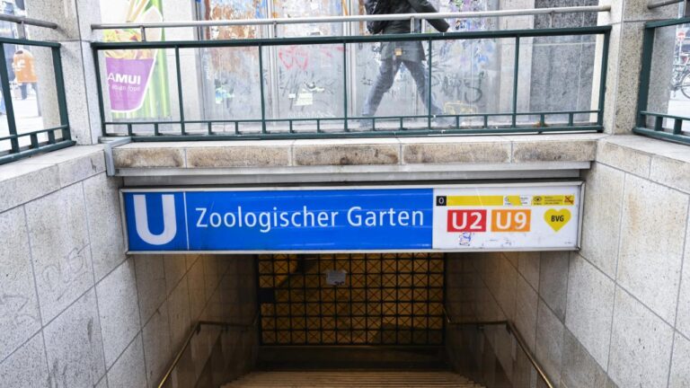 Berlin’deki yeni grev dalgası toplu taşımayı durdurdu.