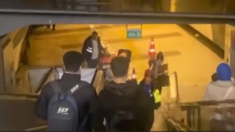 Küchukçekmece’de Metrobus alt geçidi