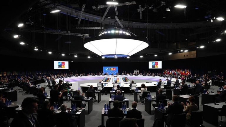 Birleşik Krallık, Ukrayna’daki Liderin Zirvesine ev sahipliği yapacak