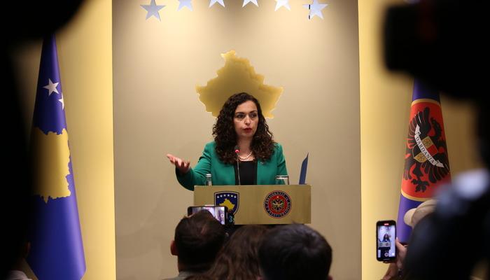 Kosova’daki siyasi krizin üstesinden gelmek için liderin röportajından hiçbir sonuç yoktu