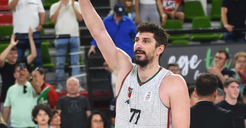 Galatasaray, Karşuzaka’dan Muhsin Yüzar’ı personeline ekledi
