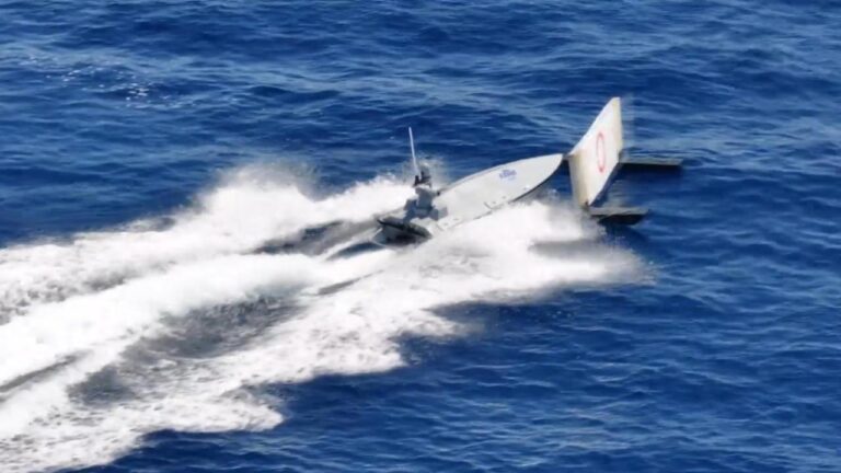 Pirana tam bir darbe ile hedefe çarptı