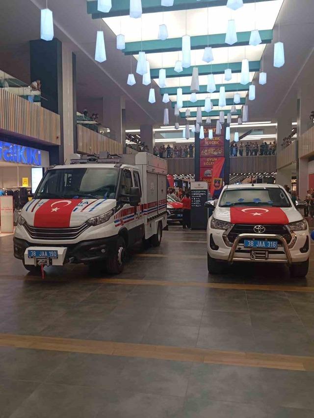 Gendarmerie 30 Ağustos'ta tanıtıldı