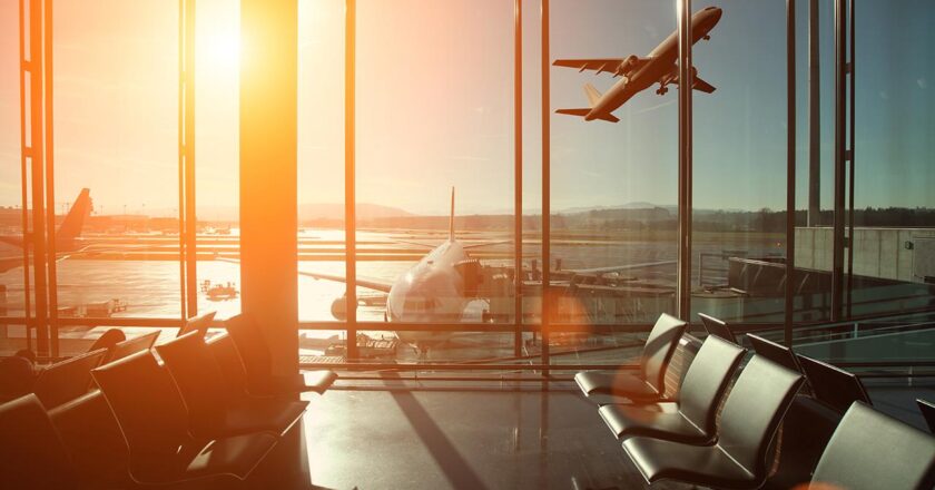 ABD’deki kapanma nedeniyle ticari uçuşlardaki kısıtlamalar kaldırılacak